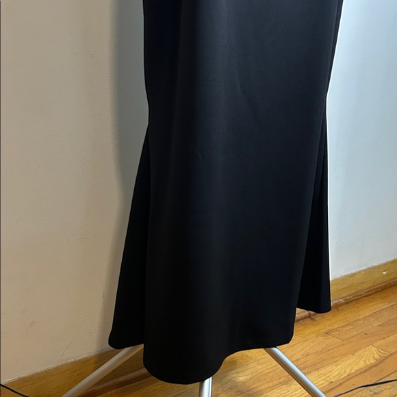 DKNY Elegant Black Asymmetrical Dress - Picture 5 of 15